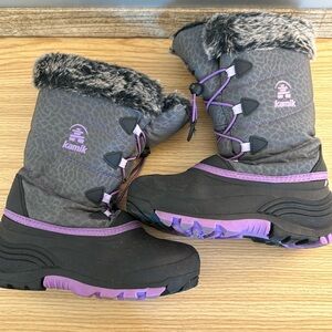 Girls, Kamik, winter pull on boots.